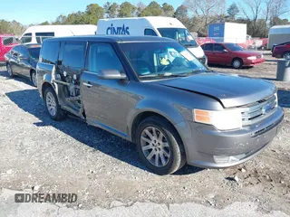 2010 Ford Flex SEL z VIN 2FMGK5CC2ABA90789, wystawiony jako IAAI lot #41304826 z przebiegiem 207 856 mil mil oraz . Historia ofert i sprzedaży dostępna na DreamBid. Obrazek 1.