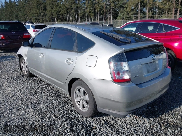 2005 Toyota Prius with VIN JTDKB20U853027020, listed as a IAAI auction lot 42084542 with 147,426 mi miles and . Bid and sale history available at DreamBid. Image 3.