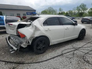 2010 Ford Fusion SE z VIN 3FAHP0HA9AR306505, wystawiony jako Copart lot #55057295 z przebiegiem 214 141 mil mil oraz Nie do naprawy • Non repairable. Historia ofert i sprzedaży dostępna na DreamBid. Obrazek 3.