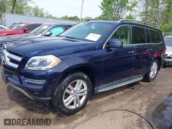 2015 Mercedes-Benz GL-Class GL 450 with VIN 4JGDF6EE8FA542288, listed as a IAAI auction lot 42098527 with 115,312 mi miles. Bid and sale history available at carsss.com. Image 17.
