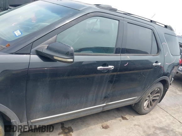 2013 Ford Explorer XLT z VIN 1FM5K7D90DGA55381, wystawiony jako IAAI lot #42194078 z przebiegiem 200 714 mil mil oraz . Historia ofert i sprzedaży dostępna na DreamBid. Obrazek 15.