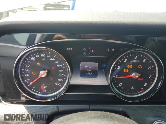 2019 Mercedes-Benz E 300 with VIN WDDZF4KB5KA637769, listed as a Copart auction lot 60450135 with 6,652 mi miles and Clean title. Bid and sale history available at DreamBid. Image 9.
