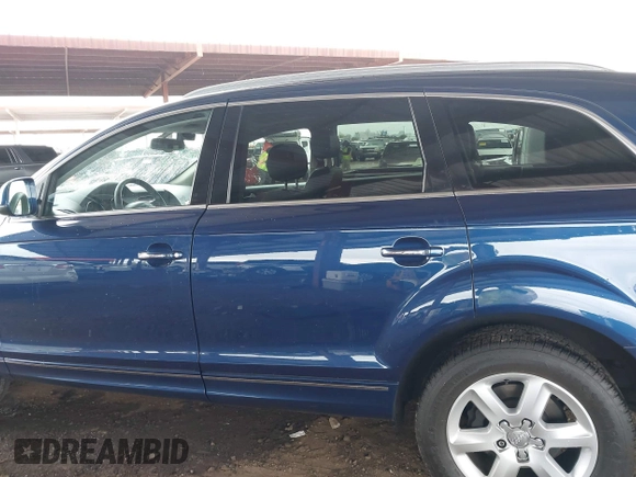 2015 Audi Q7 Premium Plus with VIN WA1LGAFE7FD010831, listed as a IAAI auction lot 41746007 with 106,796 mi miles and . Bid and sale history available at DreamBid. Image 14.