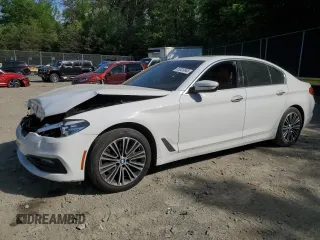 2018 BMW 5 Series 530i xDrive z VIN WBAJA7C59JWA73626, wystawiony jako Copart lot #55323345 z przebiegiem 103 090 mil mil oraz Szkoda całkowita • Salvage title. Historia ofert i sprzedaży dostępna na DreamBid. Obrazek 1.