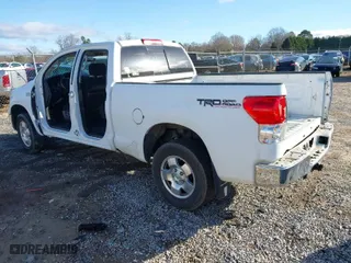 2007 Toyota Tundra SR5 with VIN 5TFRV54107X020677, listed as a IAAI auction lot 41732876 with 1 mi miles. Bid and sale history available at carsss.com. Image 3.
