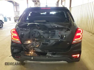 2020 Chevrolet Trax LT with VIN 3GNCJLSB8LL225095, listed as a Copart auction lot 55037785 with 38,443 mi miles and Salvage Title. Bid and sale history available at DreamBid. Image 6.