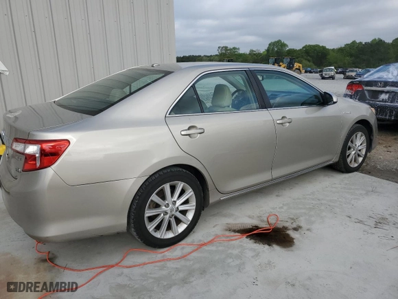 2014 Toyota Camry Hybrid LE with VIN 4T1BD1FK6EU105441, listed as a Copart auction lot 51053085 with 195,447 mi miles and Salvage Title. Bid and sale history available at carsss.com. Image 3.