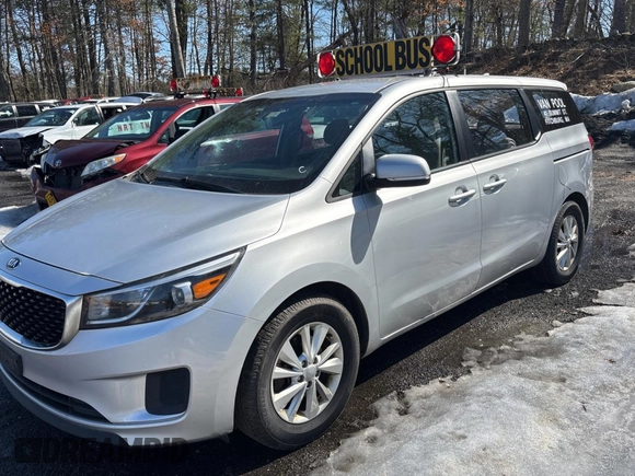 2017 Kia Sedona L with VIN KNDMA5C19H6282891, listed as a Copart auction lot 48910585 with 158,146 mi miles and Clean Title. Bid and sale history available at DreamBid. Image 2.