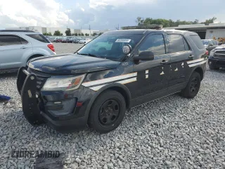 2017 Ford Police Interceptor Utility с VIN 1FM5K8AR8HGD44315, выставлен на аукционе Copart как лот 60288855 с пробегом 77 052 миль миль и Списание • Salvage title. История ставок и продаж доступна на DreamBid. Изображение 1.