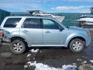 2008 Mercury Mariner with VIN 4M2CU91ZX8KJ30882, listed as a IAAI auction lot 41596802 with 204,769 mi miles. Bid and sale history available at carsss.com. Image 13.
