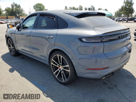 2024 Porsche Cayenne S z VIN WP1BL2AY8RDA60242, wystawiony jako Copart lot #63040024 z przebiegiem Nie podano mil oraz Szkoda całkowita • Salvage title. Historia ofert i sprzedaży dostępna na DreamBid. Obrazek 2.