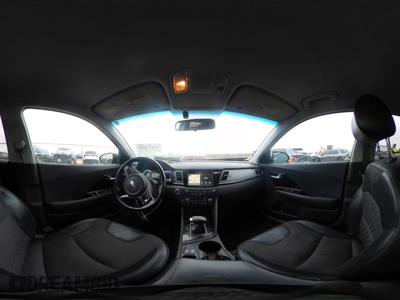 2017 Kia Niro Touring Launch Edition with VIN KNDCC3LC2H5078662, listed as a IAAI auction lot 41527692 with 100,269 mi miles. Bid and sale history available at carsss.com. Image 18.