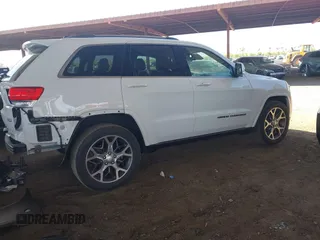 2018 Jeep Grand Cherokee Limited with VIN 1C4RJEBG4JC181745, listed as a IAAI auction lot 42085315 with 81,533 mi miles and . Bid and sale history available at DreamBid. Image 4.