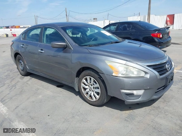 2015 Nissan Altima 2.5 S with VIN 1N4AL3AP7FC474615, listed as a IAAI auction lot 42034795 with 228,180 mi miles. Bid and sale history available at carsss.com. Image 1.
