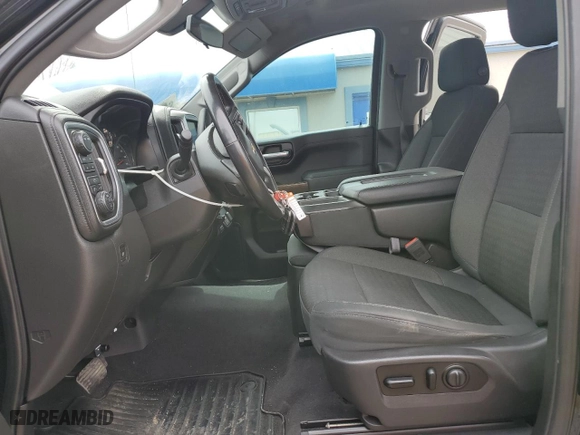 2020 Chevrolet Silverado 1500 LT with VIN 3GCUYDED1LG123111, listed as a Copart auction lot 49661215 with 118,488 mi miles and Clean Title. Bid and sale history available at carsss.com. Image 7.
