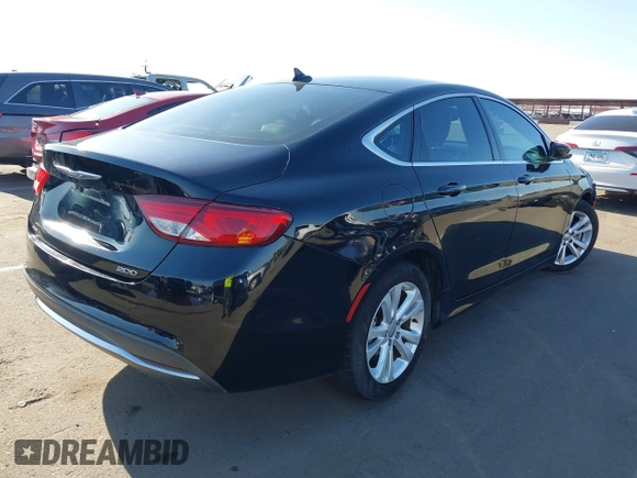 2015 Chrysler 200 Limited with VIN 1C3CCCAB4FN695203, listed as a IAAI auction lot 42105080 with 139,140 mi miles. Bid and sale history available at carsss.com. Image 4.