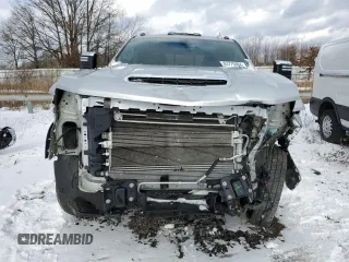 2022 Chevrolet Silverado 3500HD LTZ with VIN 1GC4YUEY3NF128303, listed as a Copart auction lot 83775884 with 25,331 mi miles and Salvage Title. Bid and sale history available at carsss.com. Image 5.
