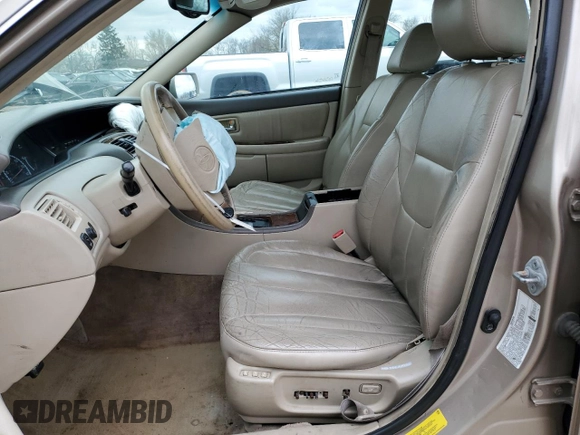 2000 Toyota Avalon XL with VIN 4T1BF28B8YU084223, listed as a Copart auction lot 47841965 with 331,346 mi miles and Salvage title. Bid and sale history available at DreamBid. Image 7.