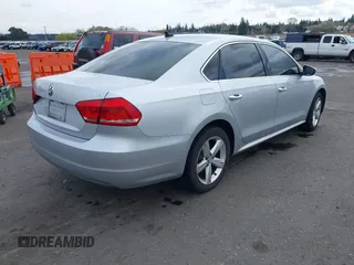 2012 Volkswagen Passat SE with VIN 1VWBP7A36CC005354, listed as a IAAI auction lot 41926270 with 155,493 mi miles. Bid and sale history available at carsss.com. Image 4.