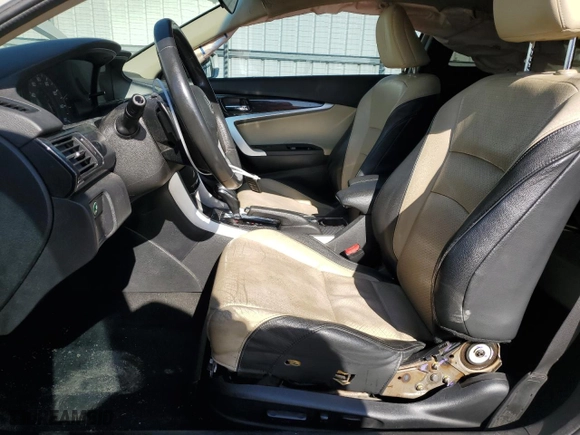2014 Honda Accord Coupe EX-L with VIN 1HGCT1B86EA003811, listed as a Copart auction lot 43757245 with 105,604 mi miles and Salvage Title. Bid and sale history available at carsss.com. Image 7.