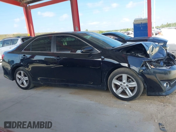 2013 Toyota Camry L with VIN 4T1BF1FK3DU257587, listed as a IAAI auction lot 41975733 with 187,011 mi miles. Bid and sale history available at carsss.com. Image 13.