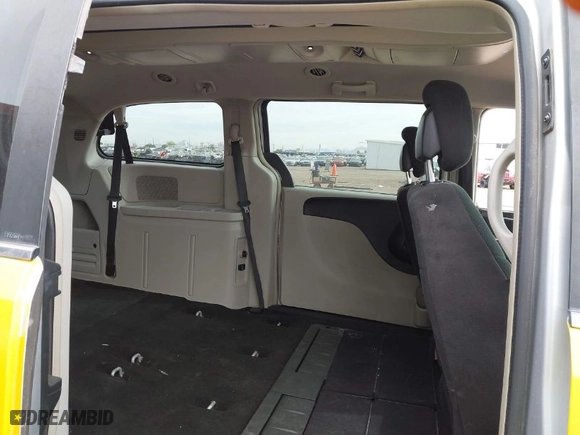 2012 Chrysler Town & Country Touring with VIN 2C4RC1BG9CR126169, listed as a IAAI auction lot 41918248 with 93,630 mi miles. Bid and sale history available at carsss.com. Image 8.