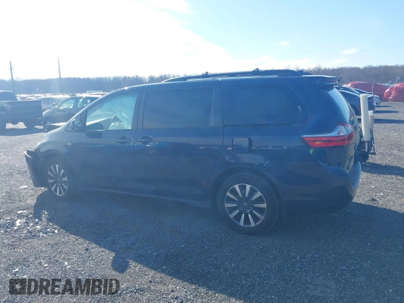 2018 Toyota Sienna LE with VIN 5TDJZ3DC4JS189041, listed as a IAAI auction lot 41610754 with 61,862 mi miles and . Bid and sale history available at DreamBid. Image 13.