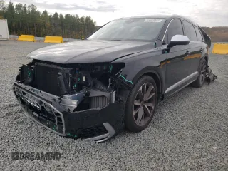 2022 Audi SQ7 Premium Plus z VIN WA1AWBF71ND004376, wystawiony jako Copart lot #37227643 z przebiegiem 16 907 mil mil oraz . Historia ofert i sprzedaży dostępna na DreamBid. Obrazek 2.