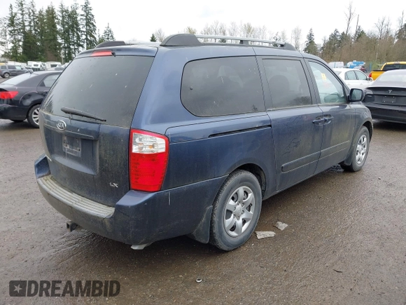 2008 Kia Sedona LX with VIN KNDMB233086241238, listed as a IAAI auction lot 41914654 with 98,622 mi miles. Bid and sale history available at carsss.com. Image 4.
