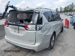 2017 Chrysler Pacifica Limited with VIN 2C4RC1GG9HR560544, listed as a IAAI auction lot 41807810 with 137,768 mi miles and . Bid and sale history available at DreamBid. Image 4.