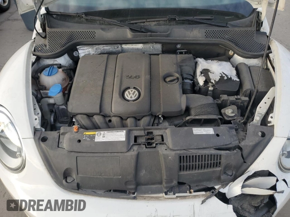 2013 Volkswagen Beetle Entry with VIN 3VWFP7AT5DM654385, listed as a Copart auction lot 48741515 with 47,029 mi miles and Salvage Title. Bid and sale history available at DreamBid. Image 13.