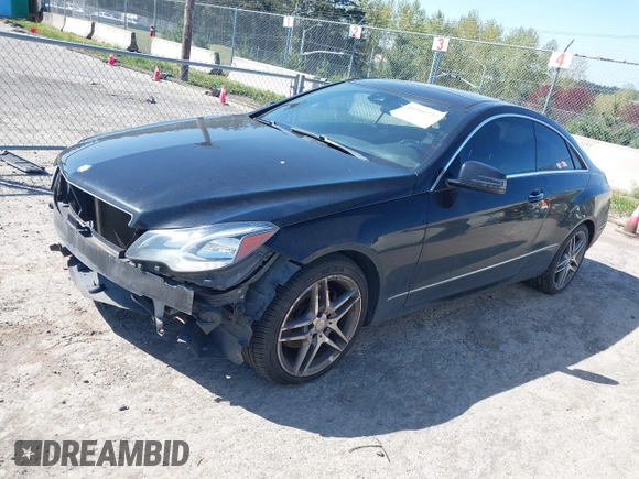 2014 Mercedes-Benz E 350 с VIN WDDKJ5KB8EF247908, выставлен на аукционе IAAI как лот 41916727 с пробегом 179 762 миль миль и . История ставок и продаж доступна на DreamBid. Изображение 18.