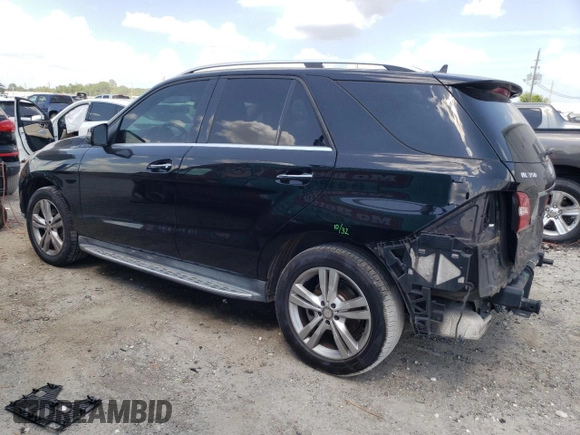 2013 Mercedes-Benz M 350 z VIN 4JGDA5JB4DA213539, wystawiony jako Copart lot #57597245 z przebiegiem 75 086 mil mil oraz Szkoda całkowita • Salvage title. Historia ofert i sprzedaży dostępna na DreamBid. Obrazek 2.