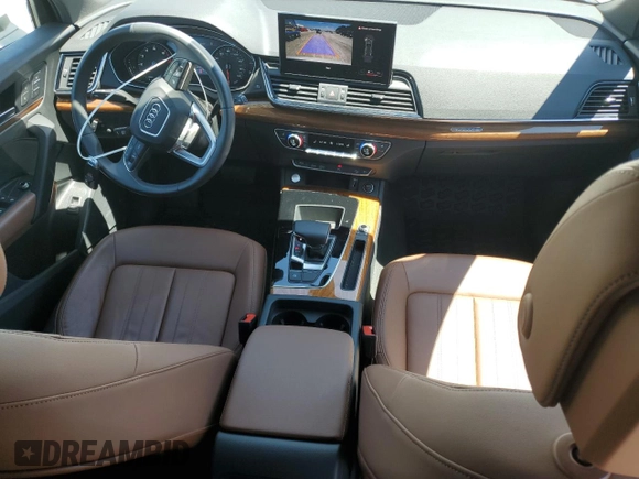 2023 Audi Q5 S line Premium z VIN WA1GAAFY2P2105890, wystawiony jako Copart lot #55735335 z przebiegiem 23 726 mil mil oraz Szkoda całkowita • Salvage title. Historia ofert i sprzedaży dostępna na DreamBid. Obrazek 8.