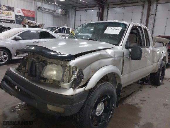 2003 Toyota Tacoma with VIN 5TEWN72N73Z298886, listed as a IAAI auction lot 41342900 with 174,810 mi miles. Bid and sale history available at carsss.com. Image 17.