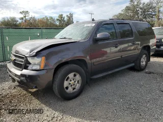 2011 Chevrolet Suburban z VIN 1GNSKHE3XBR184616, wystawiony jako Copart lot #86051484 z przebiegiem 136 597 mil mil oraz Szkoda całkowita • Salvage title. Historia ofert i sprzedaży dostępna na DreamBid. Obrazek 1.