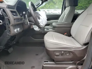 2024 GMC Yukon XL SLT z VIN 1GKS2GKD7RR229235, wystawiony jako Copart lot #56389855 z przebiegiem 19 125 mil mil oraz Szkoda całkowita • Salvage title. Historia ofert i sprzedaży dostępna na DreamBid. Obrazek 7.