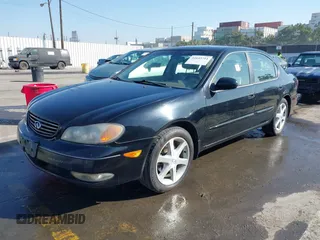 2002 Infiniti I35 Luxury with VIN JNKDA31A82T001968, listed as a IAAI auction lot 41645711 with 1 mi miles. Bid and sale history available at carsss.com. Image 2.