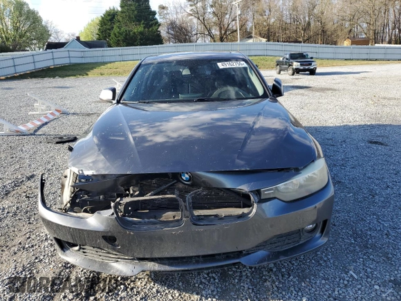 2015 BMW 3 Series 320i xDrive with VIN WBA3C3C59FK202407, listed as a Copart auction lot 49162755 with 86,860 mi miles and Salvage Title. Bid and sale history available at carsss.com. Image 5.