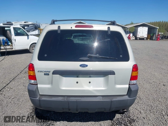 2004 Ford Escape XLT с VIN 1FMYU03154KB49571, выставлен на аукционе IAAI как лот 42055325 с пробегом 213 680 миль миль и . История ставок и продаж доступна на DreamBid. Изображение 16.