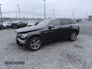 2021 Mercedes-Benz GLC with VIN W1N0G8EB8MF881420, listed as a Copart auction lot 50625065 with 44,595 mi miles and Salvage Title. Bid and sale history available at carsss.com. Image 1.