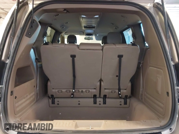 2012 Chrysler Town & Country Touring with VIN 2C4RC1BG3CR363854, listed as a IAAI auction lot 41733016 with 76,869 mi miles. Bid and sale history available at carsss.com. Image 17.