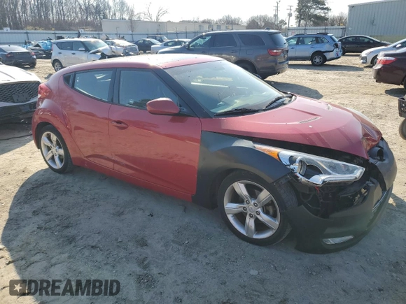 2014 Hyundai Veloster z VIN KMHTC6AD3EU217143, wystawiony jako Copart lot #43716395 z przebiegiem 137 865 mil mil oraz Szkoda całkowita • Salvage title. Historia ofert i sprzedaży dostępna na DreamBid. Obrazek 4.