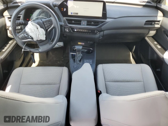2024 Lexus UX 250h Premium with VIN JTHP9JBH5R2076214, listed as a Copart auction lot 61501865 with 17,221 mi miles and Salvage title. Bid and sale history available at DreamBid. Image 8.