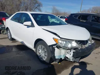 2012 Toyota Camry L with VIN 4T1BF1FK4CU585244, listed as a IAAI auction lot 41888327 with 124,138 mi miles. Bid and sale history available at carsss.com. Image 1.
