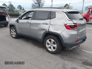2018 Jeep Compass Altitude with VIN 3C4NJDBB5JT259158, listed as a IAAI auction lot 41752829 with 71,008 mi miles and . Bid and sale history available at carsss.com. Image 3.
