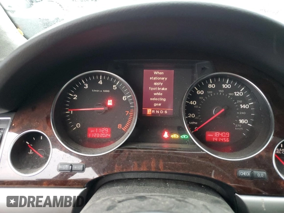 2006 Audi A8 4.2L z VIN WAUML44E86N024612, wystawiony jako Copart lot #82333914 z przebiegiem 141 456 mil mil oraz Szkoda całkowita • Salvage title. Historia ofert i sprzedaży dostępna na DreamBid. Obrazek 9.