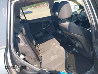 2010 Toyota RAV4 Sport z VIN 2T3RK4DV6AW026288, wystawiony jako IAAI lot #42470370 z przebiegiem 172 306 mil mil oraz . Historia ofert i sprzedaży dostępna na DreamBid. Obrazek 8.