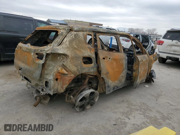 2018 Jeep Compass Latitude with VIN 3C4NJDBB3JT231553, listed as a Copart auction lot 43999025 with Not Provided miles and Non Repairable. Bid and sale history available at carsss.com. Image 3.