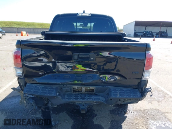 2021 Toyota Tacoma SR z VIN 3TMCZ5AN3MM421868, wystawiony jako IAAI lot #42003665 z przebiegiem 39 380 mil mil oraz . Historia ofert i sprzedaży dostępna na DreamBid. Obrazek 16.